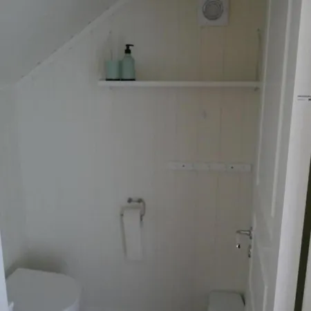 Holiday home Seafront Close To Reine, Lofoten *